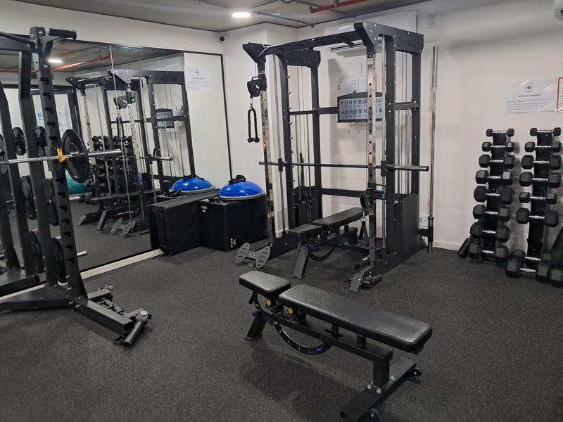 1 Bedroom Property for Sale in Sea Point Western Cape